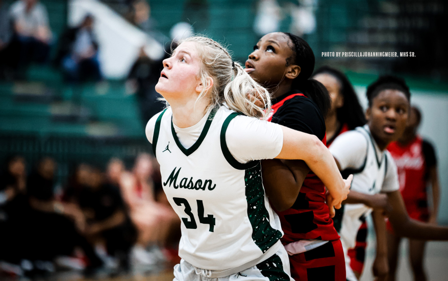 girls playing basketball